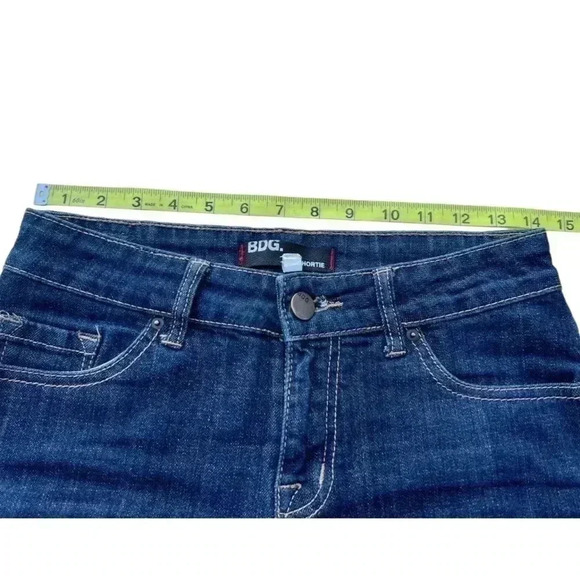 Women’s BDG Urban Outfitters Denim Shortie Shorts• Blue Dark Wash Cuff Mid Rise - Picture 5 of 9